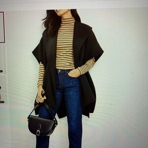 NWT Women’s black Loft Wrap